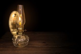 lampa petrelaiou oil lamp